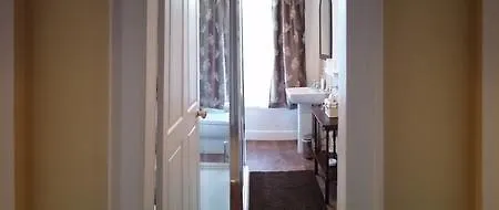 The * Scorton (North Yorkshire)